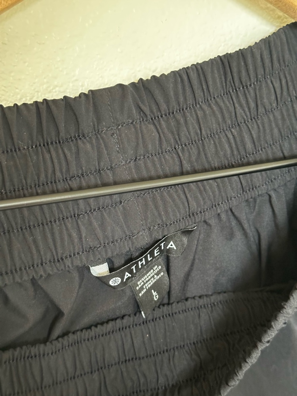 Athleta Black Elastic-Waist A-Line Skirt - Classic Women's Skirt Size Large - Picture 3 of 3